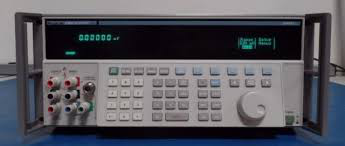 Fluke 5720A-03 Calibrators - front view