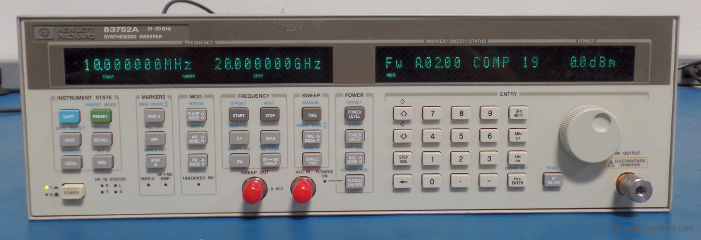 HP / Keysight / Agilent 83752A Signal Generators - front view