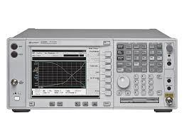 HP / Keysight / Agilent E4440A-226 Spectrum Analyzers - front view