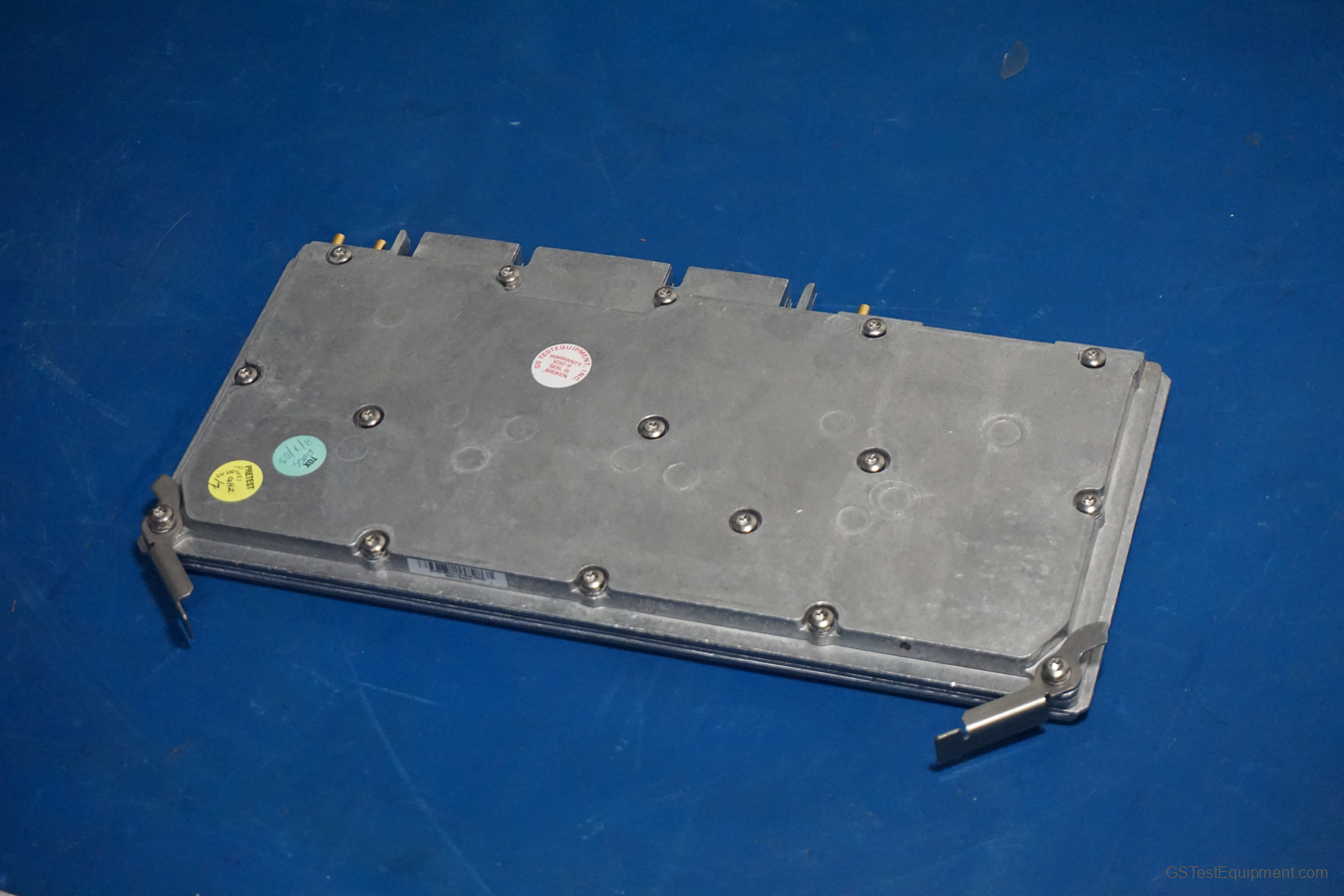 HP / Keysight / Agilent E4423-60022 Accessories - front view