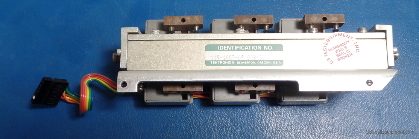 Tektronix 119-1007-09 Attenuators - front view