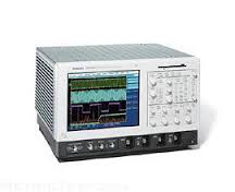 Tektronix TDS7704B Oscilloscopes - front view