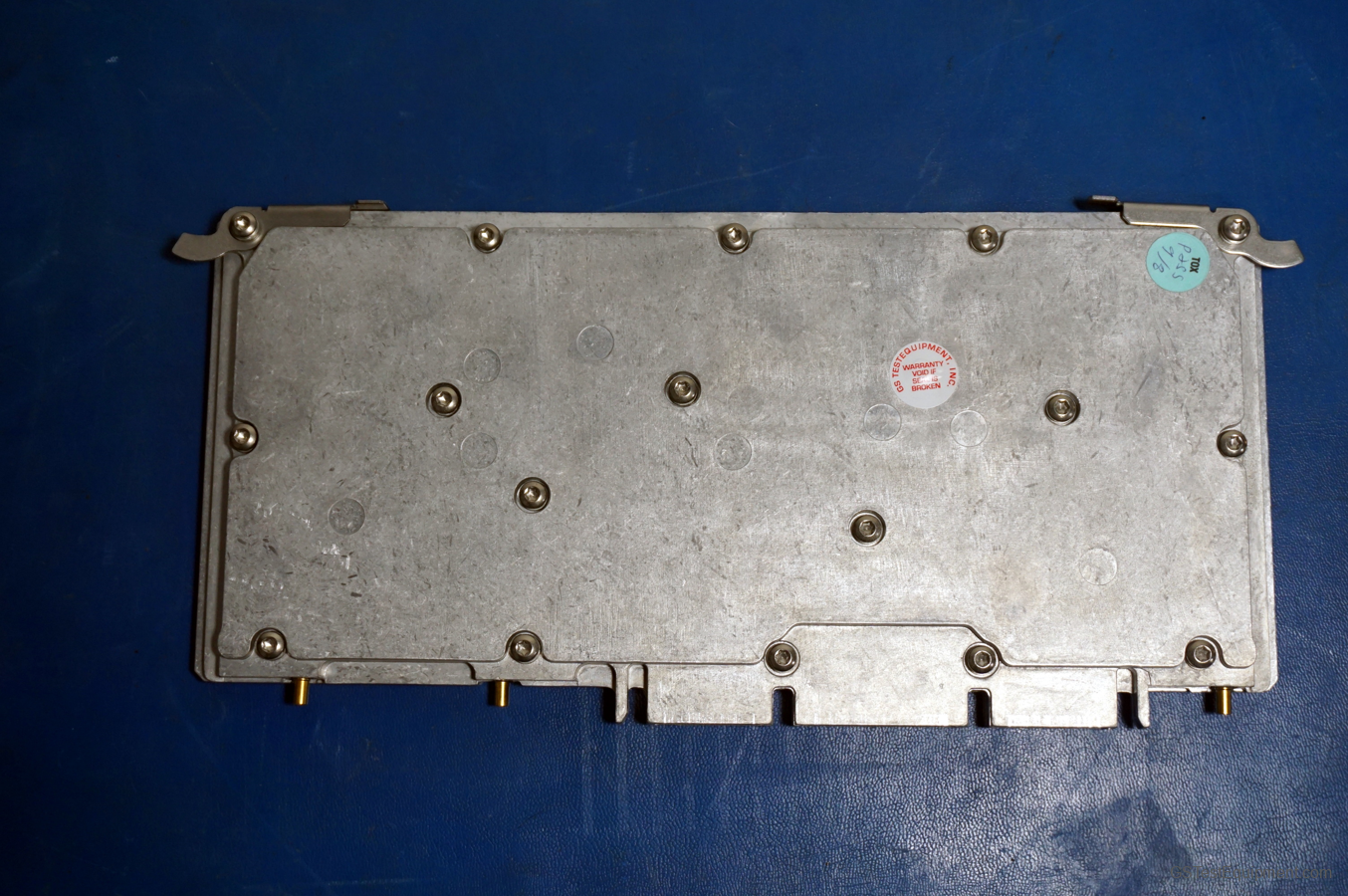 HP / Keysight / Agilent E4423-60020 Accessories - front view