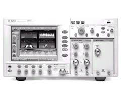 HP / Keysight / Agilent 86100C-001-200-201 Oscilloscopes - front view