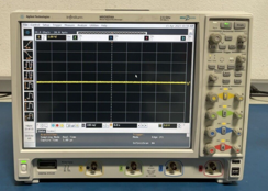 Oscilloscope 2.5 GHz, 4 analog plus 16 digital channels