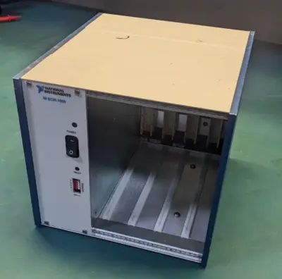 National Instruments NI SCXI-1000 4-Slot Chassis