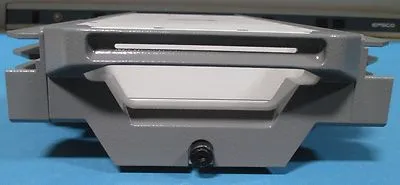 Sunwave Triplexer GSM 880-960MHz, DCS 1710-1880MHz, UMTS 1920-2170MHz thumbnail 4