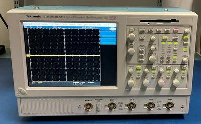Tektronix TDS5054B -NV Oscilloscope, 500MHz 4-Channel 5Gs/s